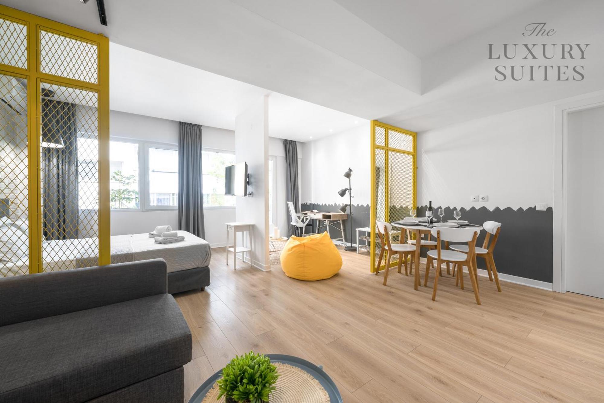Nyma White Apartments, The Luxury Suites Thessaloniki Exterior photo