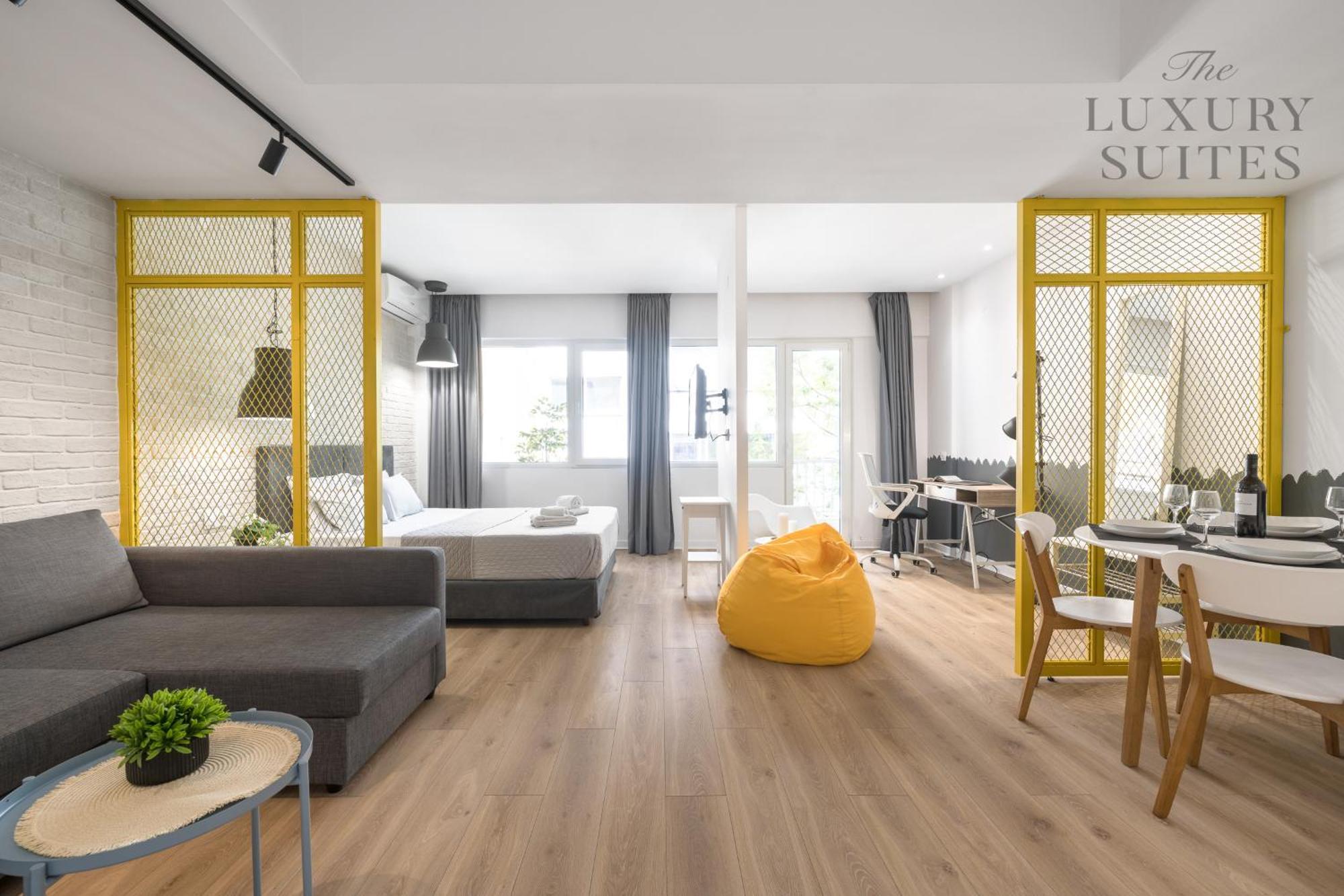 Nyma White Apartments, The Luxury Suites Thessaloniki Exterior photo