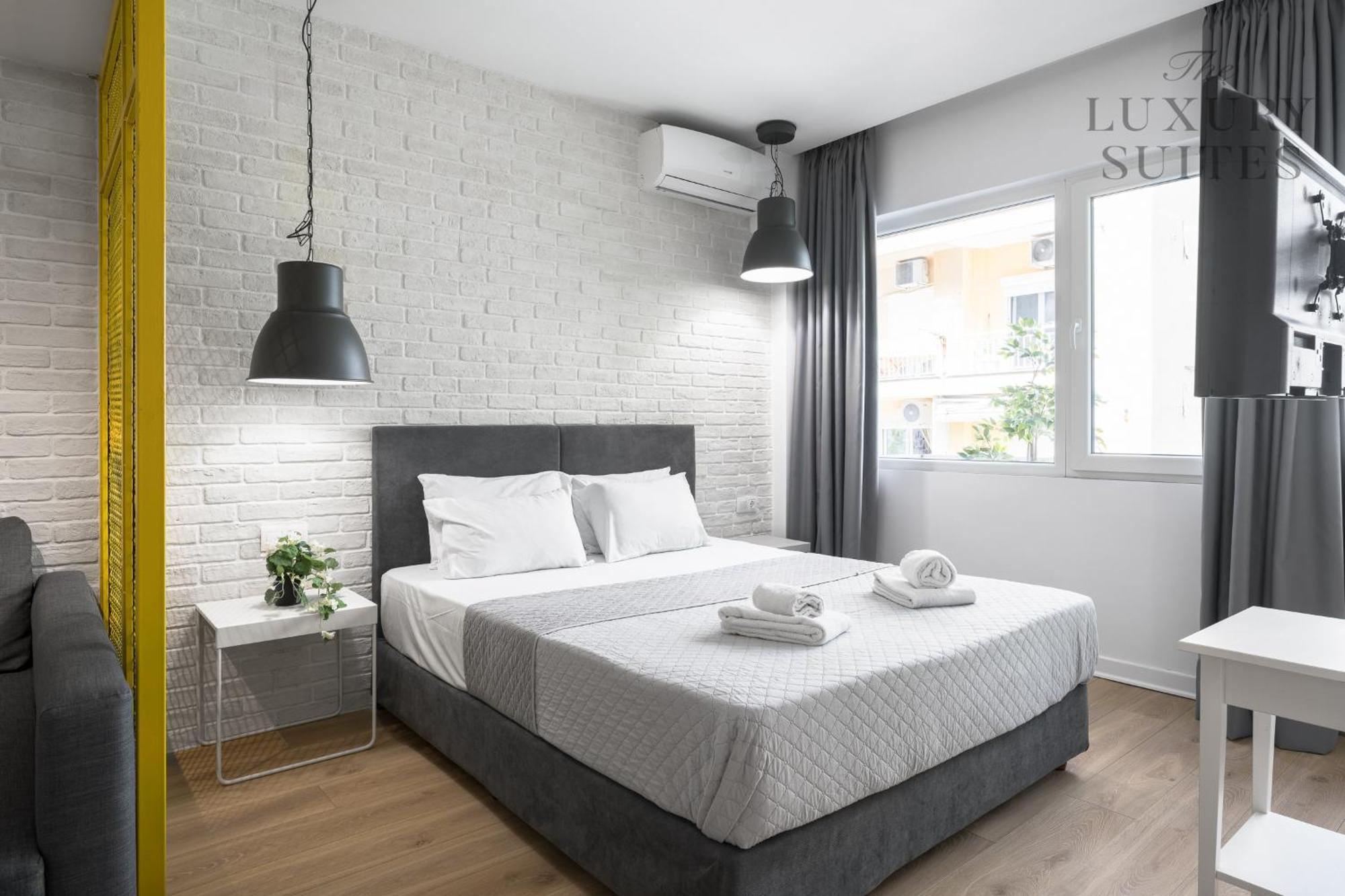 Nyma White Apartments, The Luxury Suites Thessaloniki Exterior photo