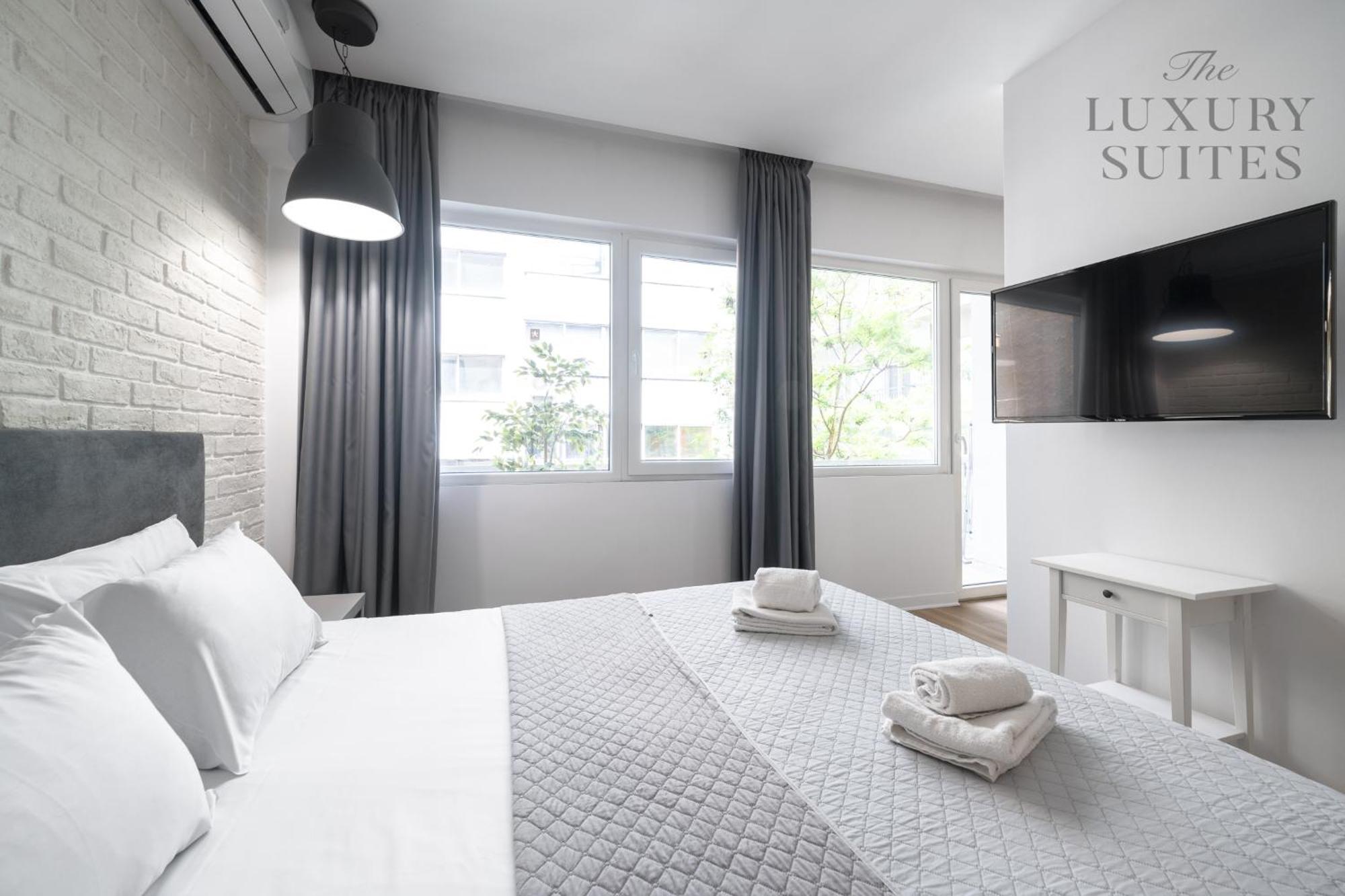 Nyma White Apartments, The Luxury Suites Thessaloniki Exterior photo